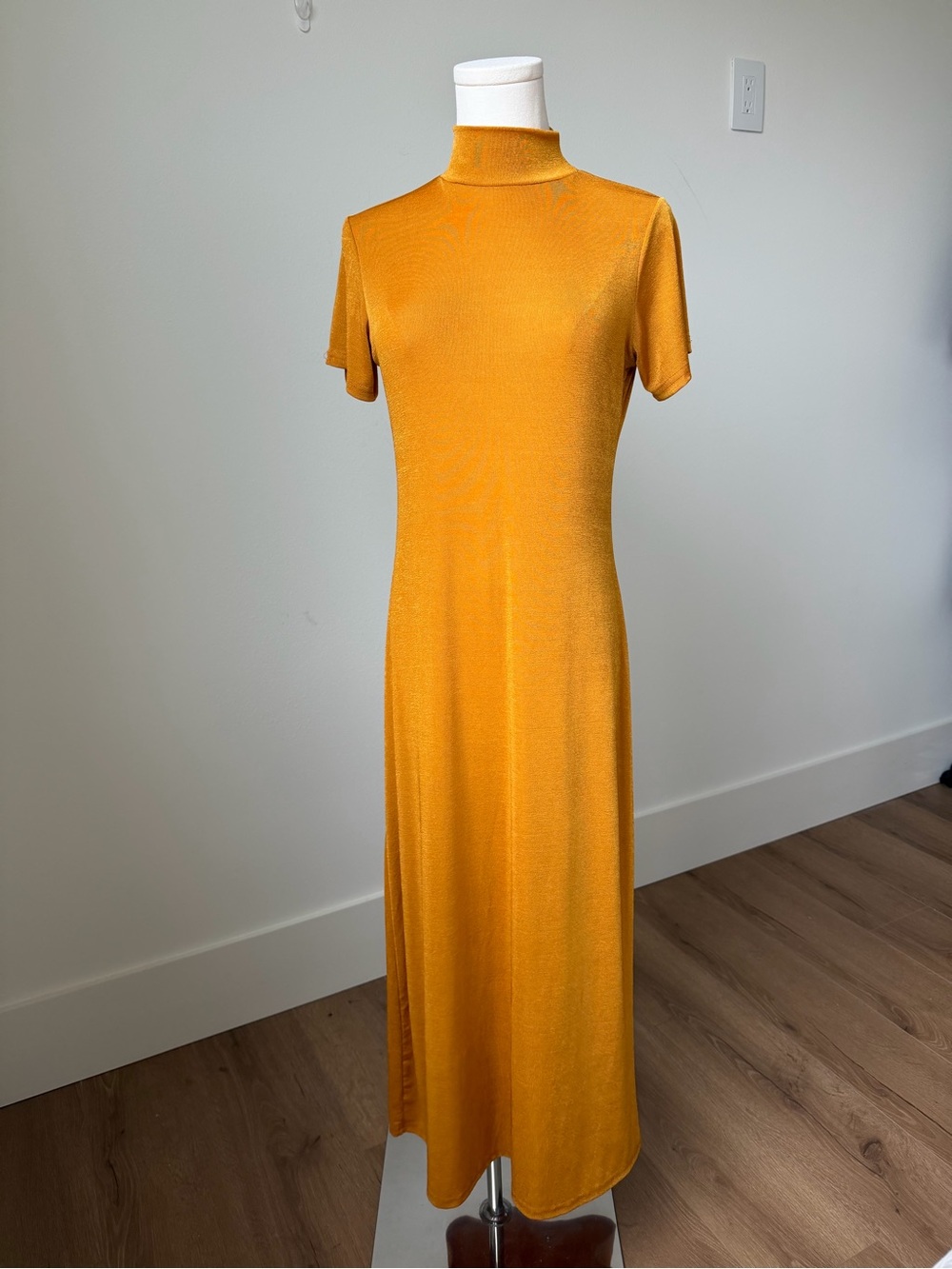 Dynamite Golden Mustard Mock Neck Short-Sleeve Maxi Dress